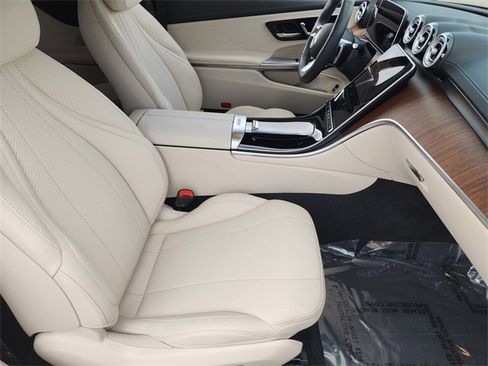 Used 2024 Mercedes-Benz CLE 300 4MATIC Coupe image 15