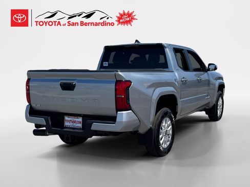 New 2025 Toyota Tacoma SR5 image 5