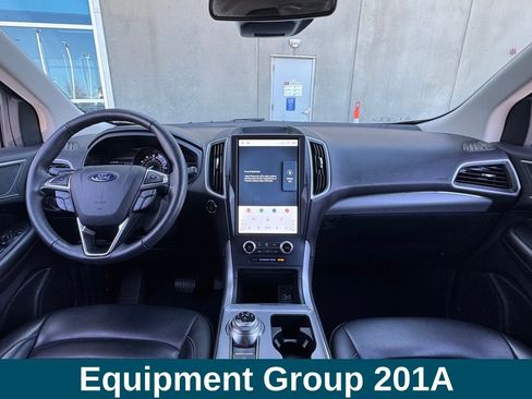 Used 2022 Ford Edge SEL w/ Convenience Package image 6