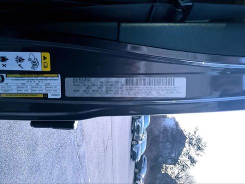 Used 2019 Jeep Wrangler Unlimited Sahara image 6