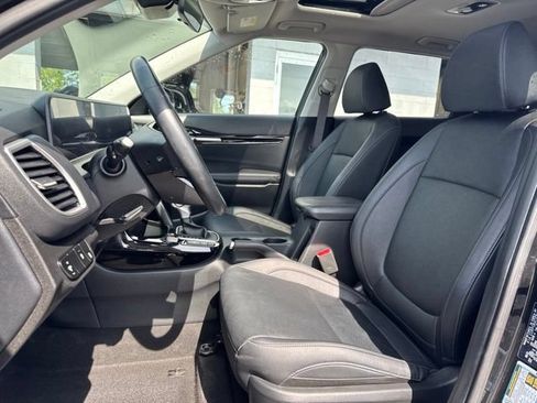 Used 2024 Kia Seltos EX AWD/4WD image 10