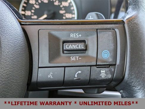 Used 2023 Nissan Pathfinder SV w/ Black Appearance Package image 27