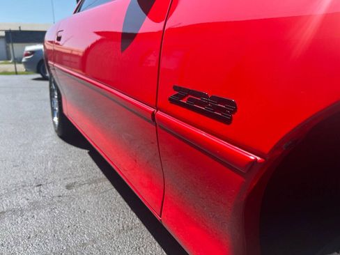 Used 2002 Chevrolet Camaro Z28 w/ Preferred Equipment Group 2 RWD image 31