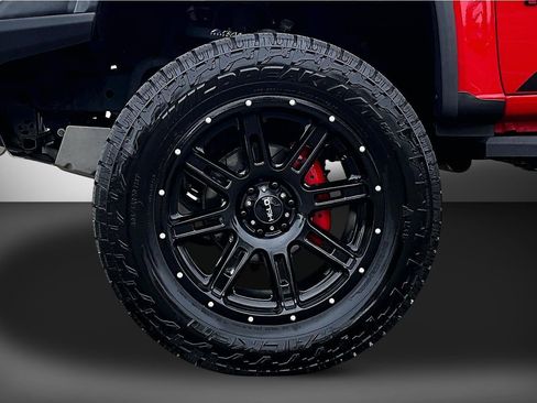 Used 2018 Chevrolet Colorado ZR2 AWD/4WD image 8
