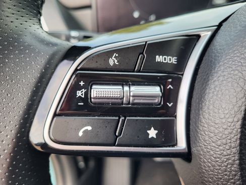 Used 2024 Kia Seltos SX w/ SX Sunroof Package image 19