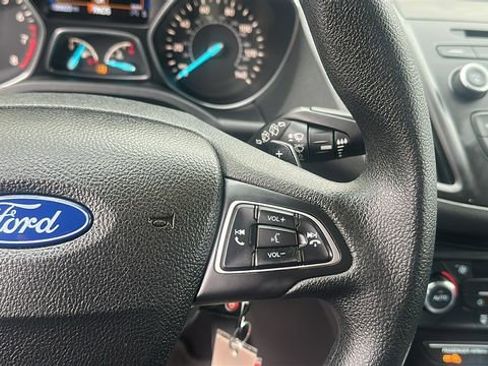 Used 2017 Ford Escape SE AWD/4WD image 15
