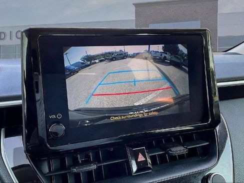 Used 2024 Toyota Corolla LE FWD image 14
