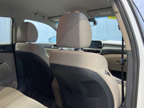 Used 2019 Hyundai Tucson SE image 36