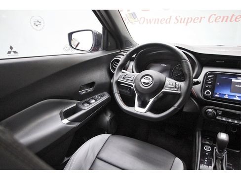 Certified 2023 Nissan Kicks SR w/ SR Premium Package image 6