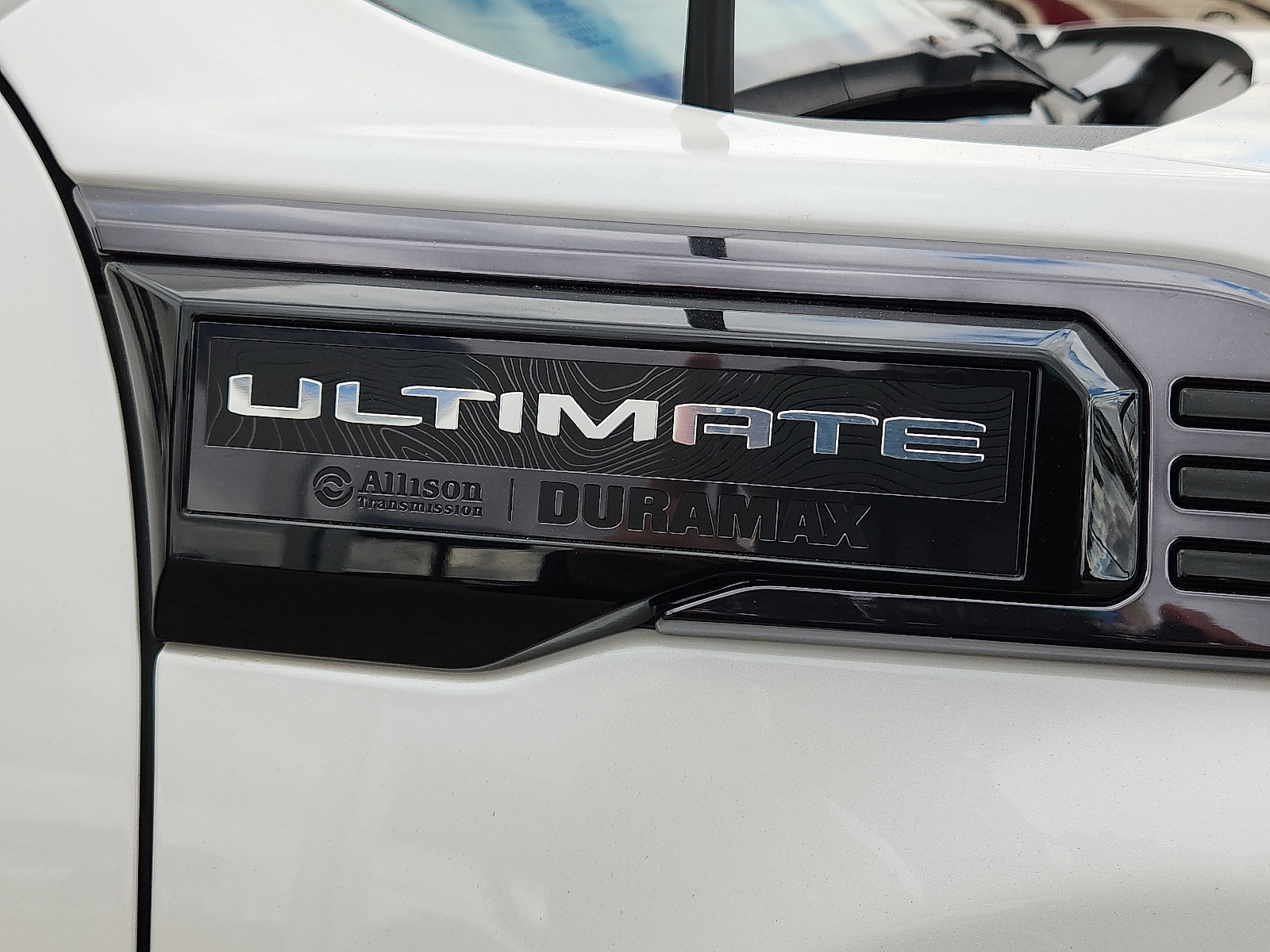 Used 2024 GMC Sierra 3500 Denali Ultimate AWD/4WD image 9