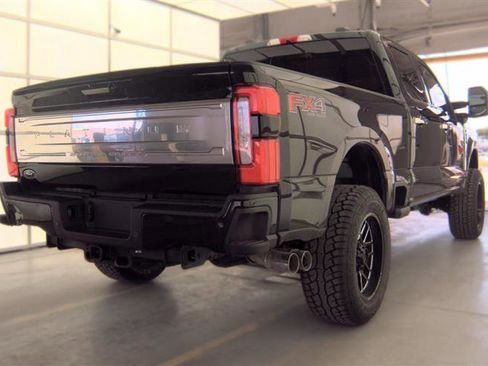 Used 2024 Ford F350 Platinum AWD/4WD image 10
