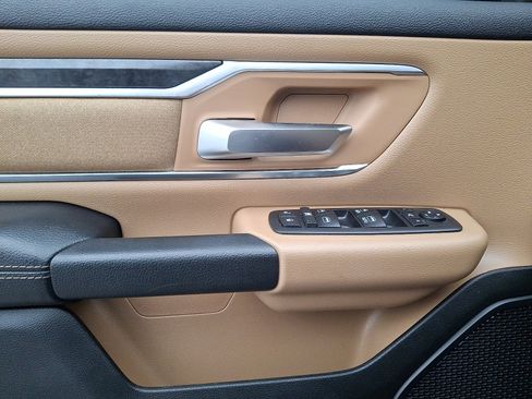 Used 2019 RAM 1500 Big Horn image 12