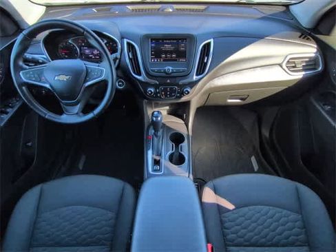 Used 2020 Chevrolet Equinox LT image 16