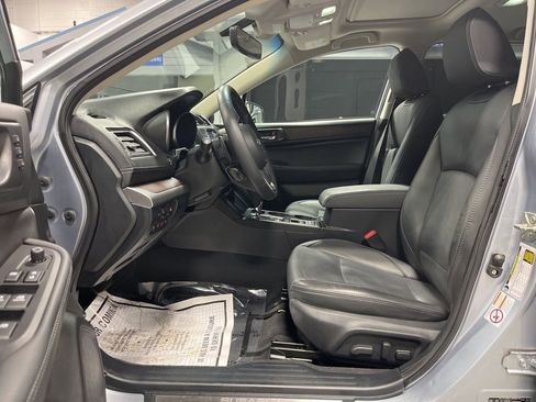 Used 2019 Subaru Outback 2.5i Limited image 12
