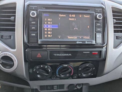 Used 2015 Toyota Tacoma 4x4 Double Cab image 13