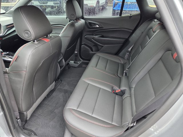 Used 2025 Chevrolet Trax RS w/ Driver Confidence Package FWD image 10