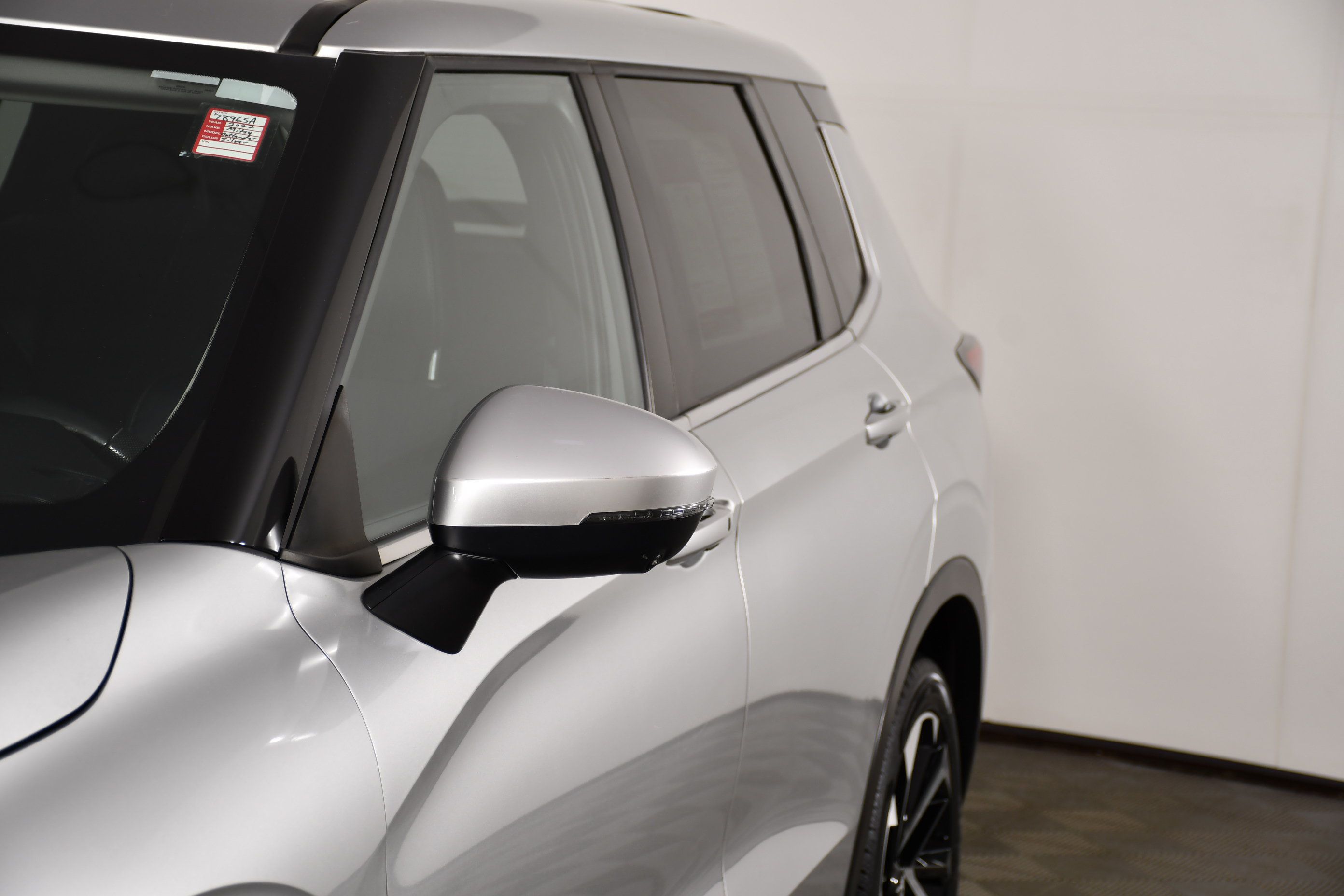 Used 2022 Mitsubishi Outlander SE AWD/4WD image 13