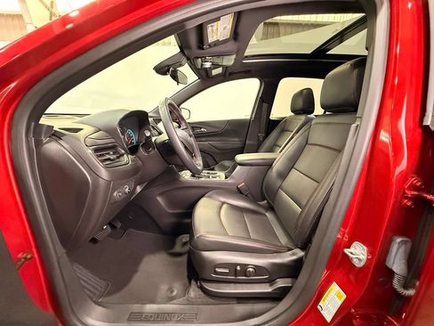 Certified 2023 Chevrolet Equinox RS w/ RS Leather Package AWD/4WD image 17