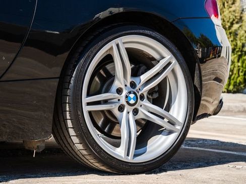 Used 2012 BMW Z4 sDrive35is image 58