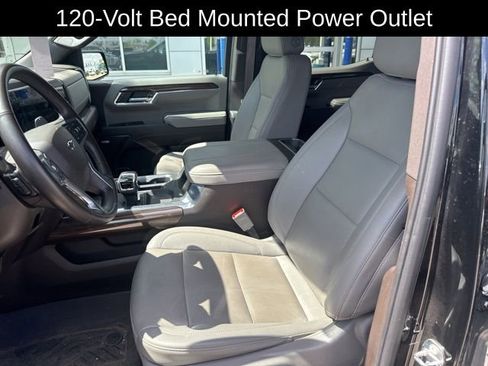Used 2024 Chevrolet Silverado 1500 LT Trail Boss w/ LT Trail Boss Premium Package AWD/4WD image 10