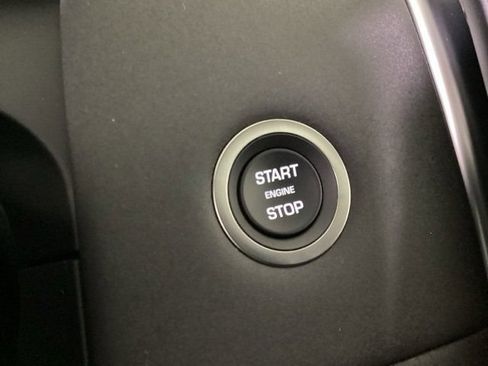 Used 2025 Land Rover Discovery Sport S AWD/4WD image 21