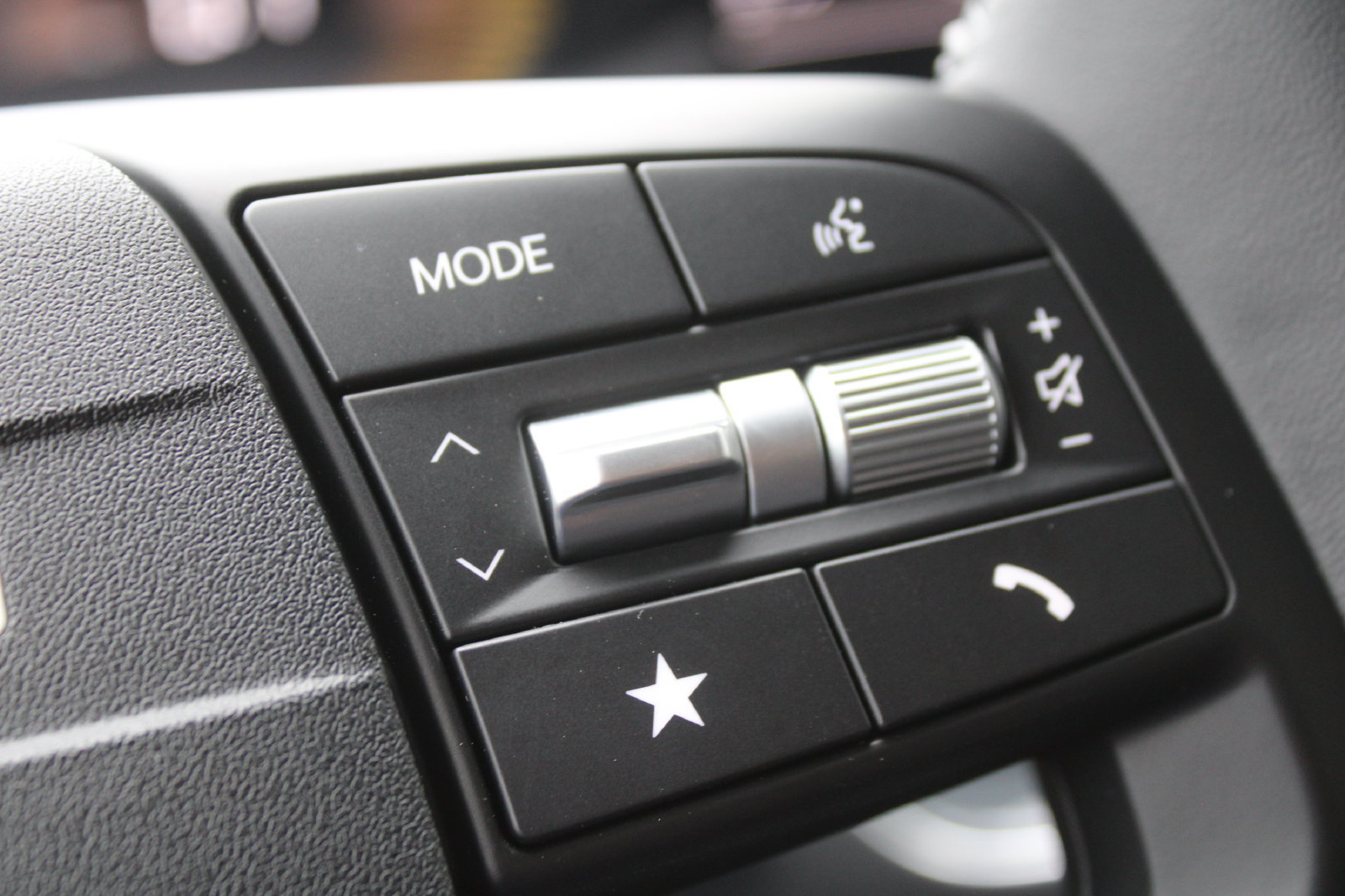 New 2026 Kia K4 EX FWD image 30