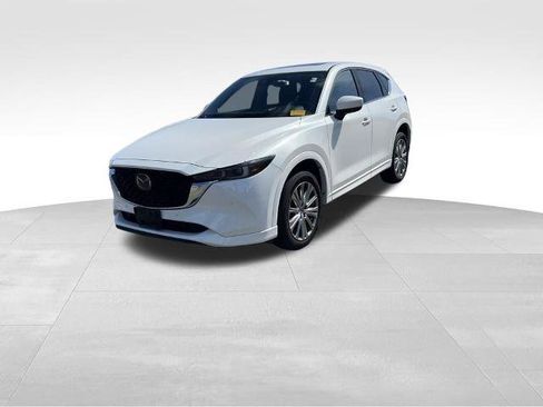 Used 2022 MAZDA CX-5 Signature AWD/4WD image 3