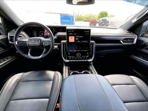 Used 2025 GMC Yukon XL Elevation w/ LPO, Yukon Black Package image 15