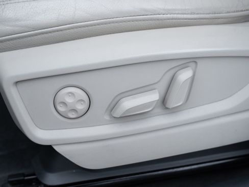 Used 2018 Audi Q5 Prestige w/ Prestige Package image 22