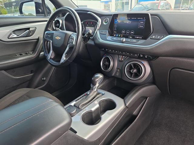 Used 2020 Chevrolet Blazer LT FWD image 16