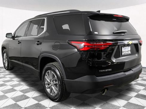 Used 2023 Chevrolet Traverse LT FWD image 19