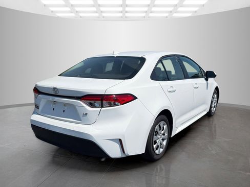 Used 2025 Toyota Corolla LE FWD image 7