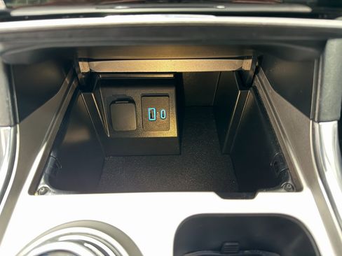 Used 2021 Ford Explorer Limited w/ Equipment Group 301A image 14