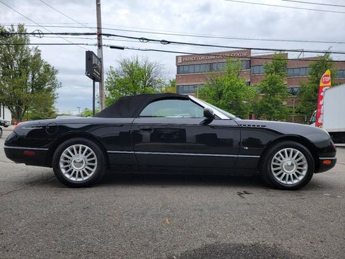 Used 2004 Ford Thunderbird Deluxe image 12