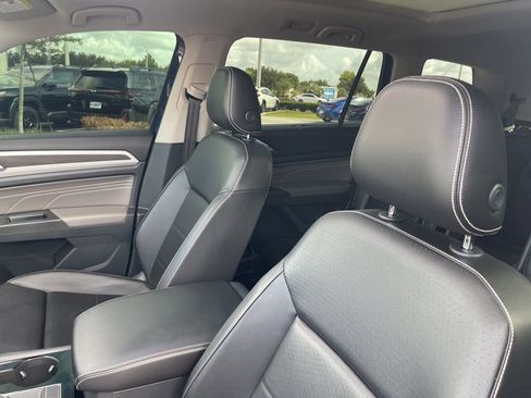 Used 2022 Volkswagen Atlas SE FWD image 18