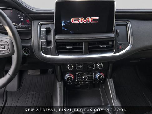 Used 2024 GMC Yukon AT4 w/ AT4 Premium Plus Package AWD/4WD image 9