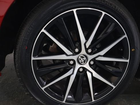 Used 2024 Toyota Camry SE FWD image 30