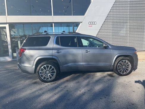 Used 2020 GMC Acadia Denali w/ Denali Ultimate Package image 16