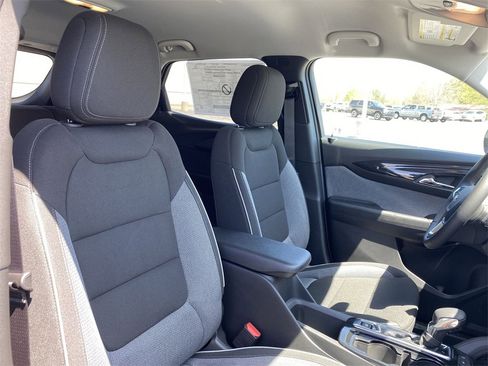 New 2025 Chevrolet TrailBlazer LT w/ LPO, Blackout Package image 31