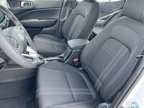 New 2026 Hyundai Venue SEL FWD image 25
