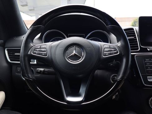 Used 2018 Mercedes-Benz GLS 550 4MATIC image 27