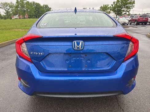Used 2017 Honda Civic EX image 8