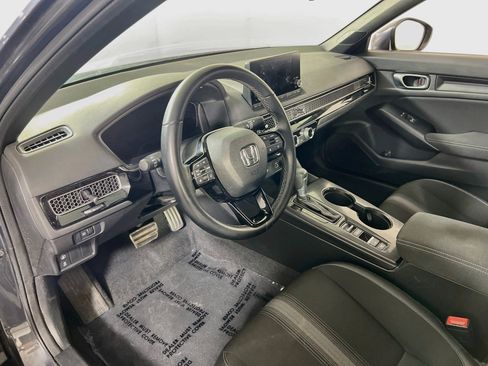 Used 2023 Honda Civic Sport image 9