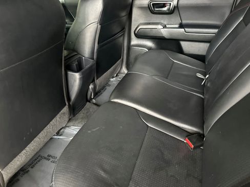 Used 2018 Toyota Tacoma TRD Pro image 4