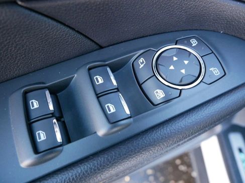 Used 2019 Ford Explorer Sport image 11