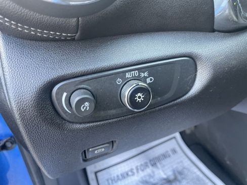 Used 2024 Chevrolet Blazer LT w/ Convenience Package image 17