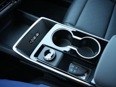 New 2026 Chevrolet Equinox LT w/ Convenience Package II image 26