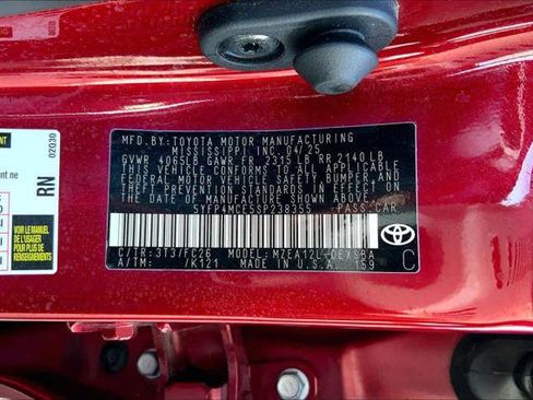 Certified 2025 Toyota Corolla SE w/ SE Premium Package image 36