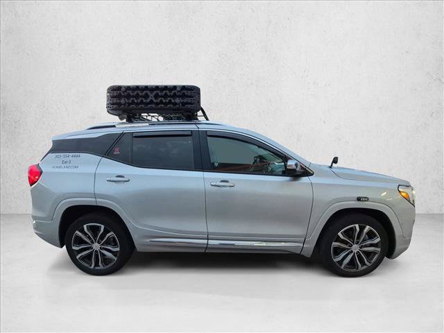 Used 2018 GMC Terrain Denali w/ Advanced Safety Package AWD/4WD image 4