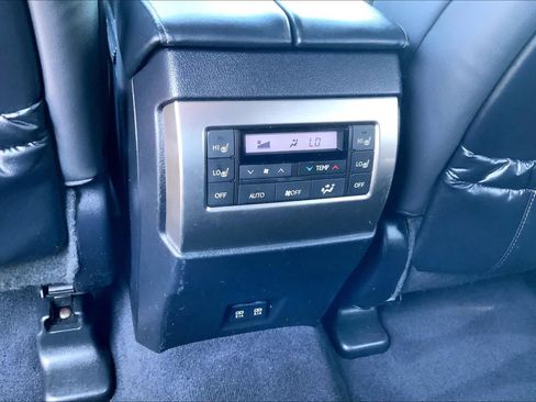 Used 2022 Lexus GX 460 Premium w/ Premium Plus Package AWD/4WD image 34